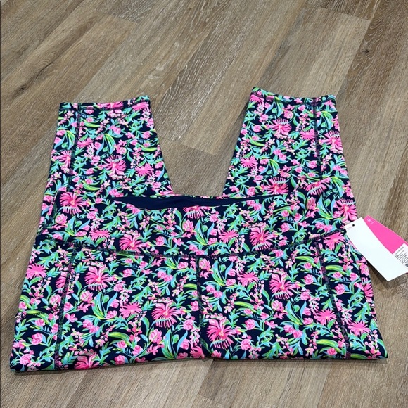 NWT LILLY PULITZER Size XXL Floral Print Women's Leggings - Picture 11 of 11